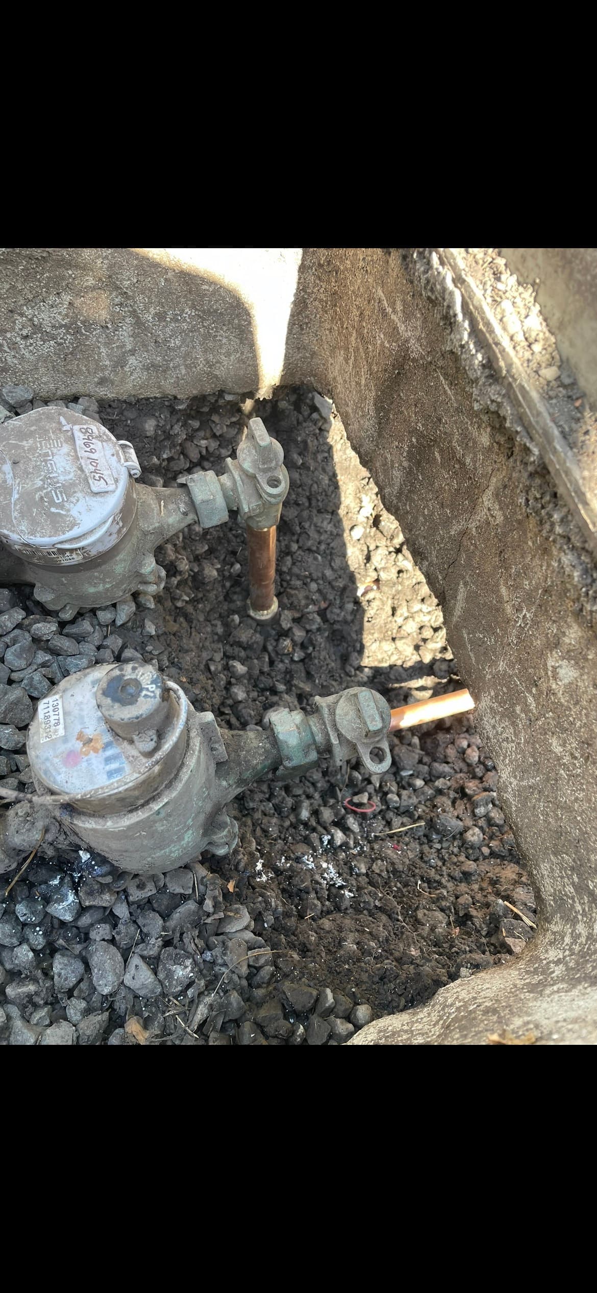 Water meter and shutoff valve replacement in a Santa Rosa meter box
